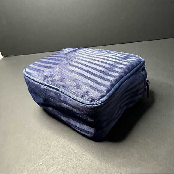 TWA Airlines Embroidered Zippered Personal Amenity Case Bag Pouch - Vintage - Picture 5 of 6